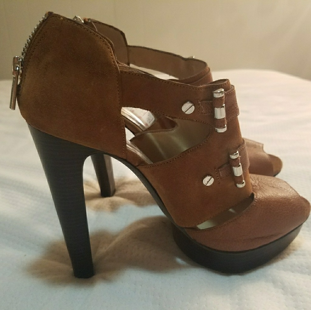 Michael Kors high heel shoe